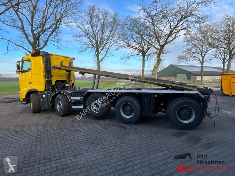 Kamion Volvo 10X4R Euro 5 met 30T HTS Kabel...