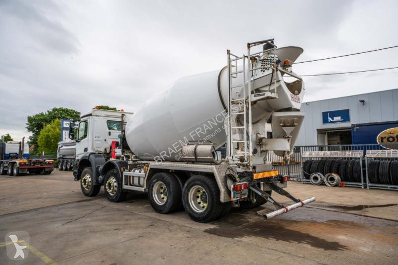Camion Mercedes AROCS 3 + STETTER 9m3