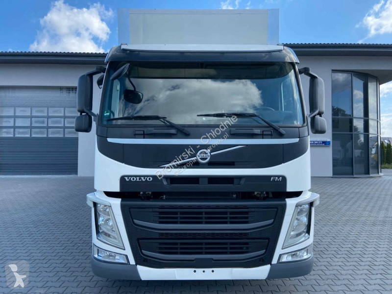 Camion Volvo 420 23 PALETTE LENK ACHSE EURO 6