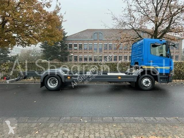 Camion Mercedes 1318 4x2 / Euro 6 / Schaltung 1218