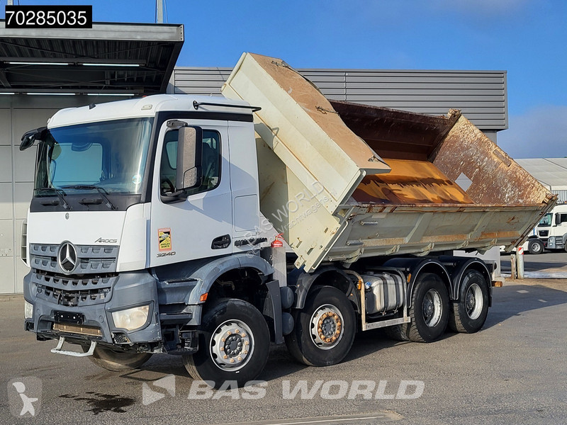 Camion Mercedes 3240 8X4 12m3 2-side Tipper...