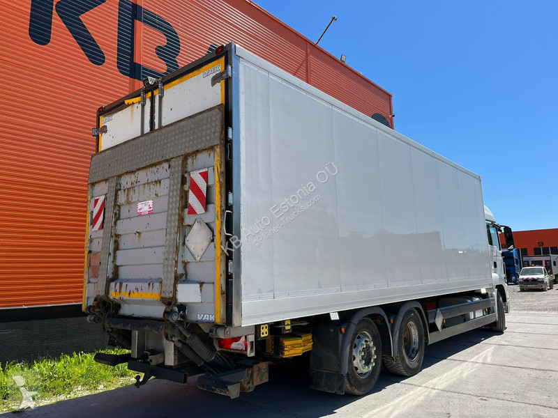 Lastbil MAN TGS 6x2 BOX L=8443 mm