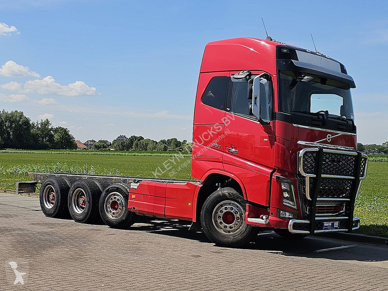 Kamion Volvo FH 650 8X4 RETARDER