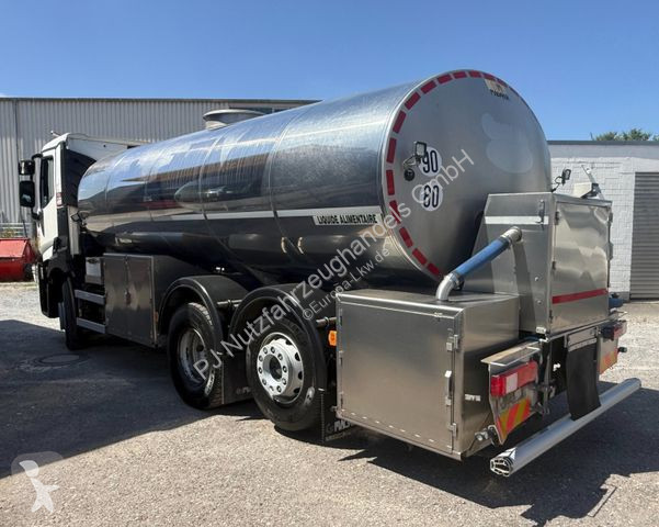 Camion Renault C26.440 Magyar 15.000L