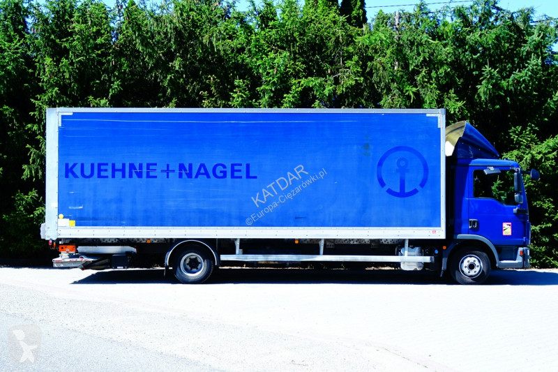 Lastbil MAN TGL 12.220 Euro 6 Kontener 19 pal...