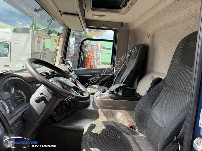 Kamion DAF 250 FA Euro 6, Sliding roof