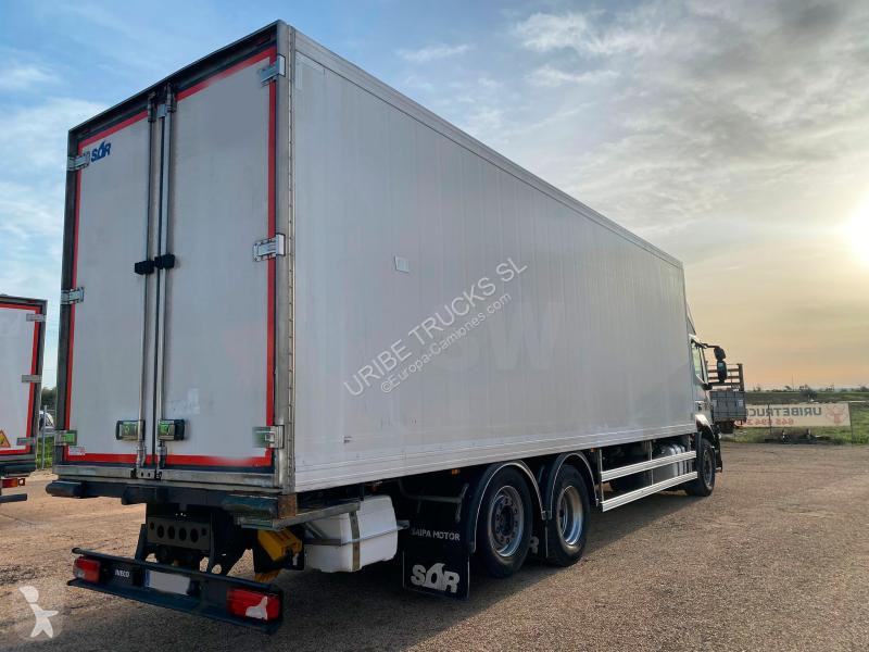 Kamion Iveco AD 260 S 36 Y/PS