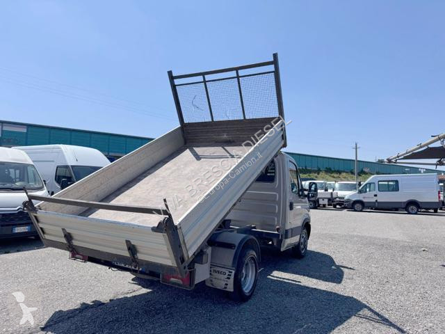 Kamion Iveco DAILY