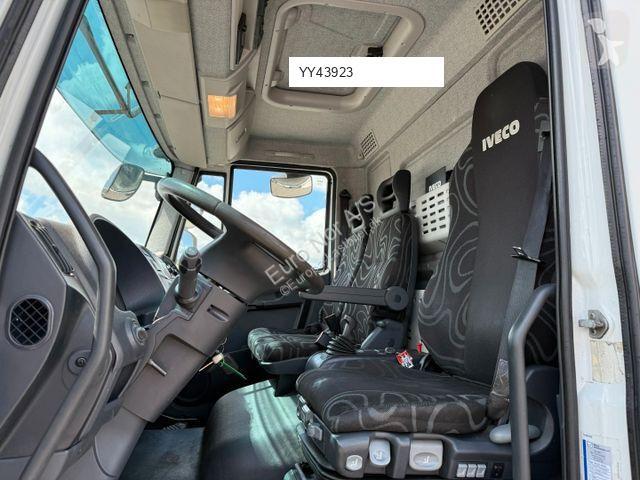 Lastbil Iveco 180E32 Schmitz / Thermo King...