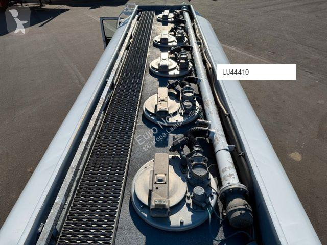 Camion Volvo FM460 8x2*6 24.000 l. ADR Tanktruck