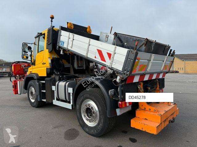 Lastbil Mercedes UNIMOG U427 4x4 Tipper /...