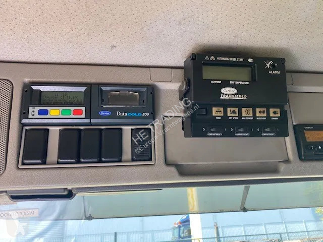 Camion Volvo 330 2 temp koelvriesbak , 760...