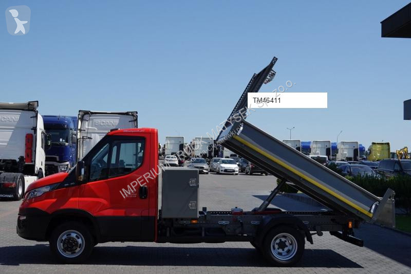 Autoutilitară Iveco DAILY 35C12D / 2,3 D /...