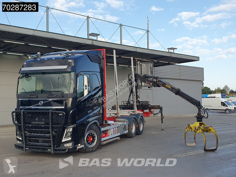 Camion Volvo 750 6X4 HIAB E96S 79 wood crane...