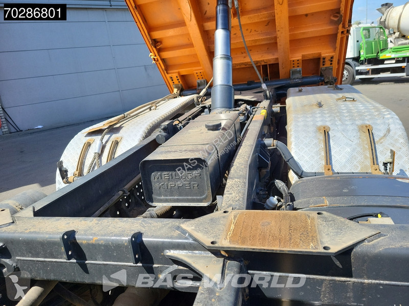Camion Mercedes 3345 6X6 11m3 Meiller Mixer...