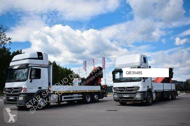 Vrachtwagen Mercedes PK 53002
