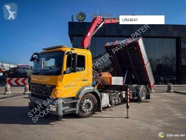 Camión Mercedes AXOR 4x2 HMF 975 HDS Crane...