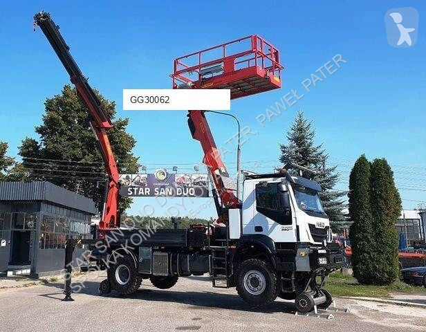 Camion Iveco TRAKER 4x4 RAIL ROAD PALFINGER...