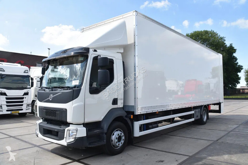Camion Volvo 280 4x2 + BOX - 163 TKM - AIRCO -...