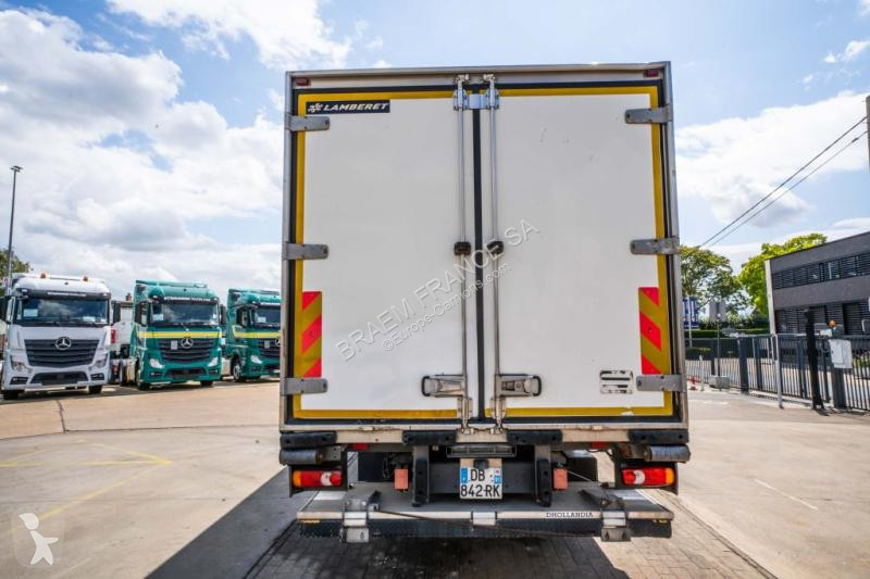 Camion Renault  MIDLUM 220 DXI...