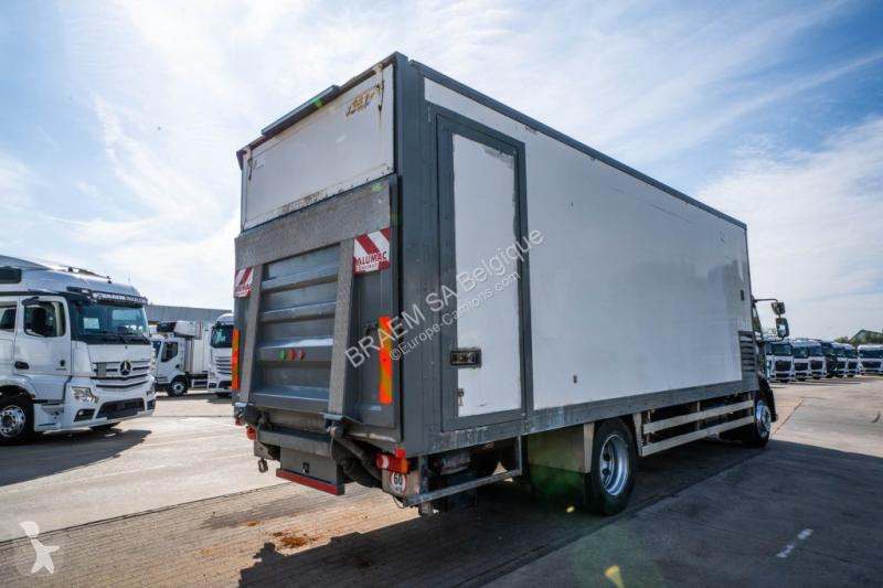 Camion Volvo FL 240 (18t) + DHOLLANDIA 1.5T