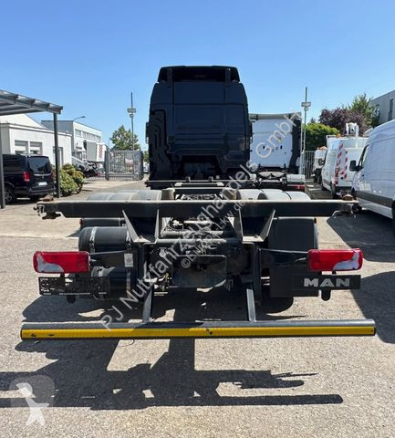 Kamion MAN 26.460 6X2-2 LL