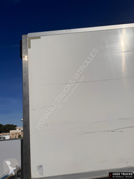 Camion Renault D Wide