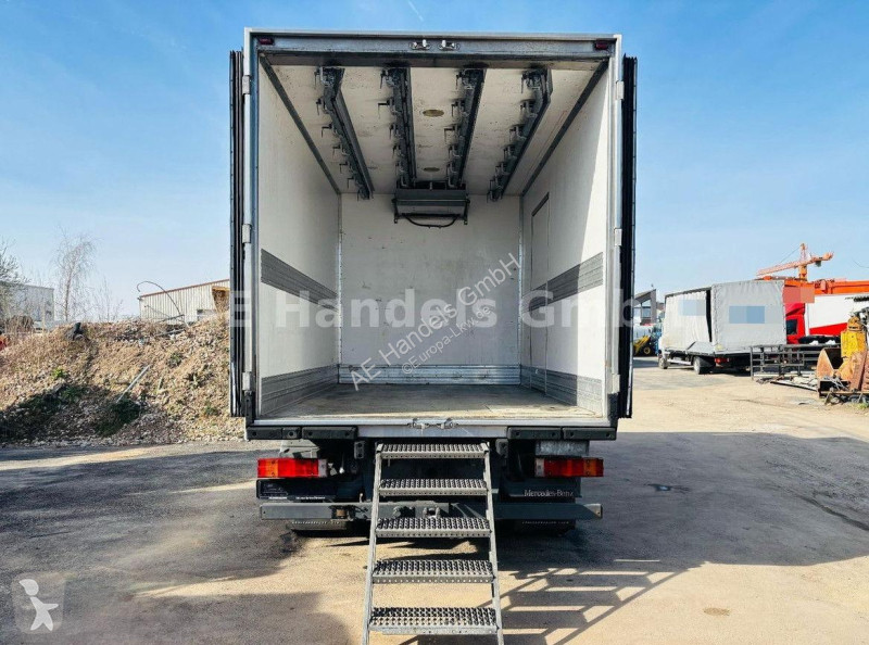 Camion Mercedes 815
