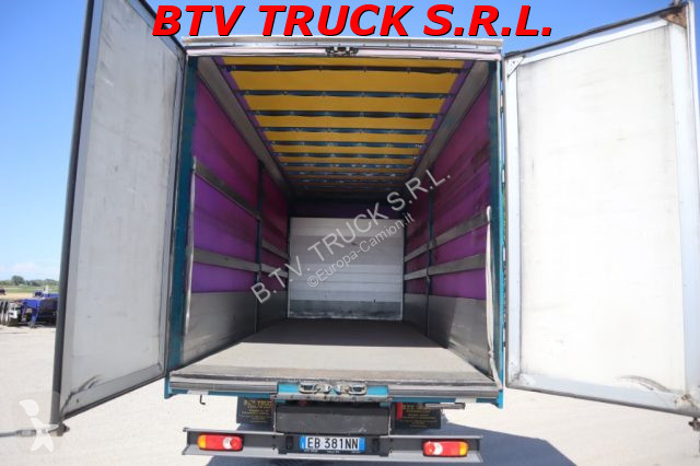 Kamion Volvo FL