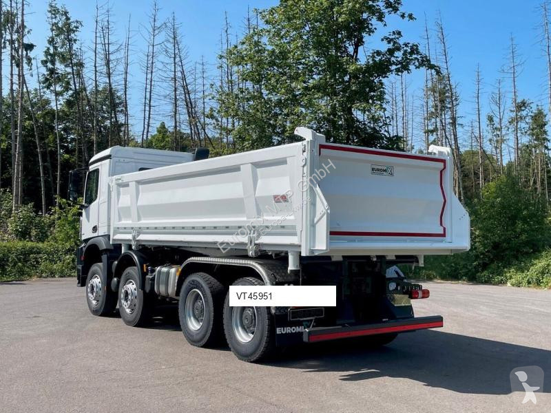Kamion Mercedes 4145 Euromix EMT