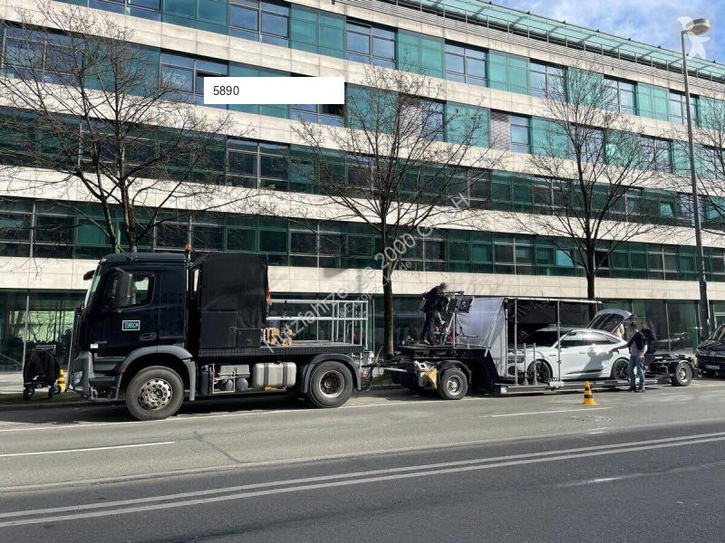 Kamion Mercedes Arcos 2143