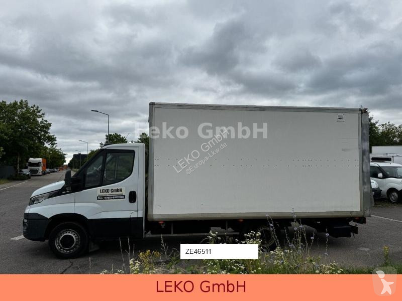 Camion Iveco 35S15