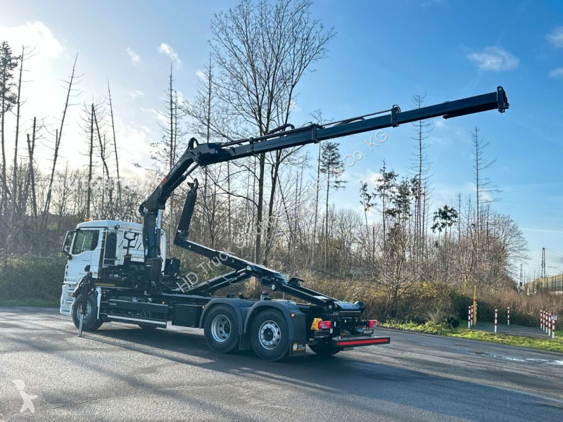 Lastbil MAN TGS 26.470 6x2 Abrollkipper + Kran...