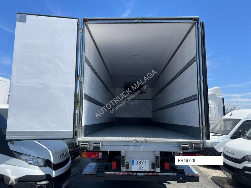 شاحنة Iveco 360