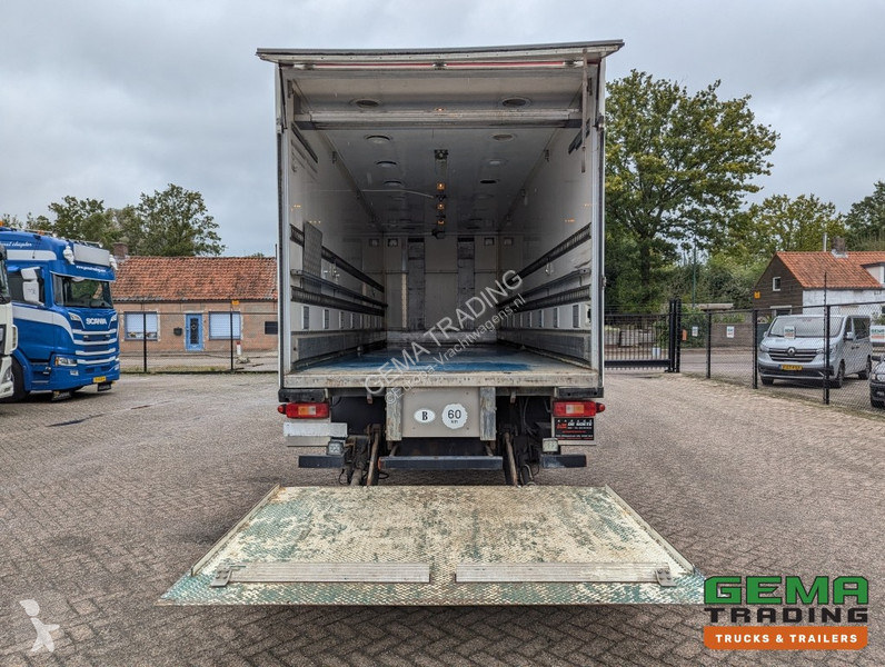 Kamion Volvo 330 4x2 Daycab Euro5 KuikenBak...