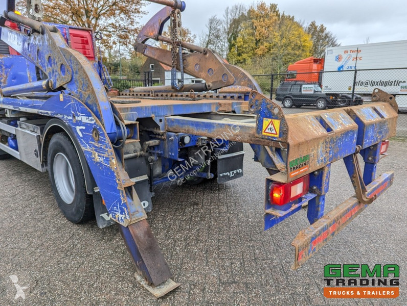 Kamion Volvo FM330 4x2 Daycab Euro6 JOAB Portal...