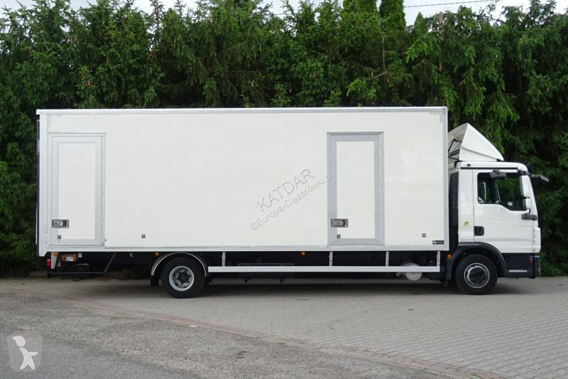 Camion MAN TGL12.220 Euro 5 kontener 19 palet...