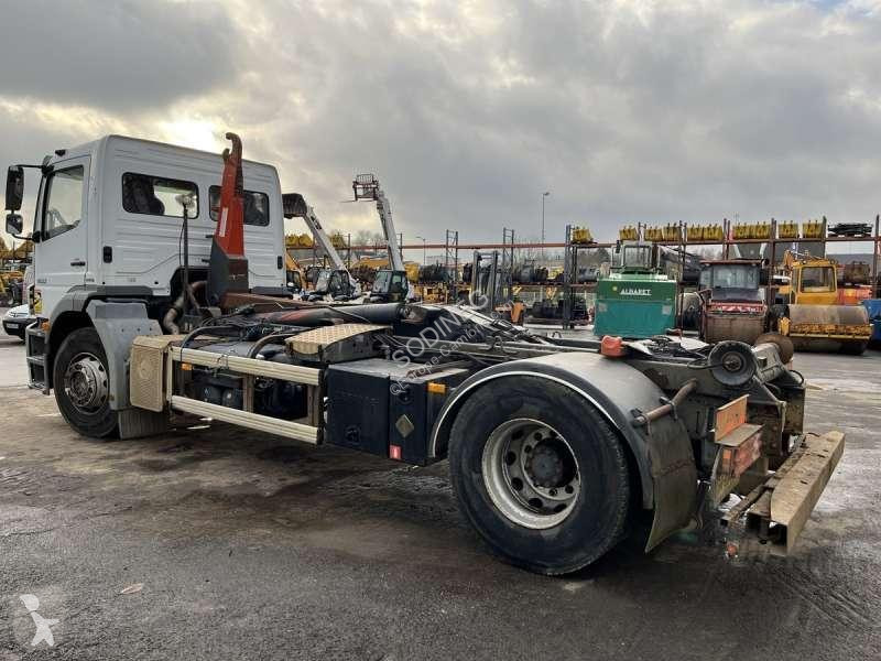 Kamion Mercedes  AXOR 1833