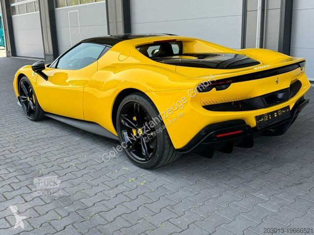 Véhicule utilitaire Ferrari Coupe