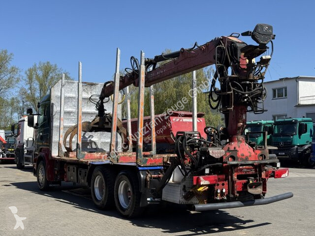 شاحنة Scania R560 6x4 Holztransport Kran...
