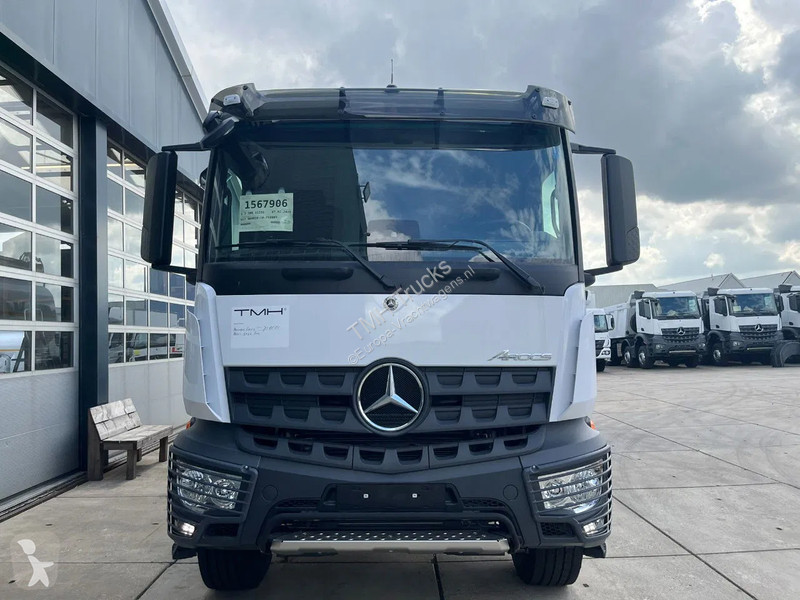 Lastbil Mercedes 3340 6x6 Water Tank Truck