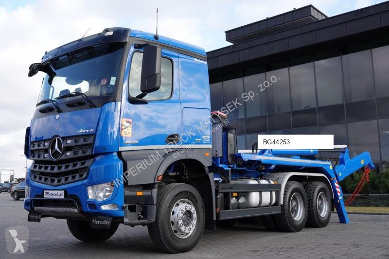 Camion Mercedes AROCS 2645