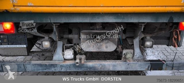 Lastbil Volvo FM 260 mit KABA 2 Stock Vollalu...