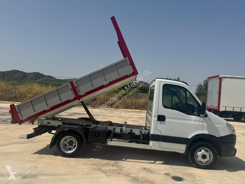 Kamion Iveco DAYLI 35C11