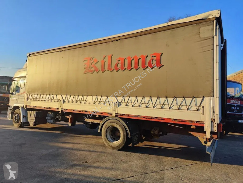 Camion Iveco 190 E 31 P 4X2 Semi-Tautliner