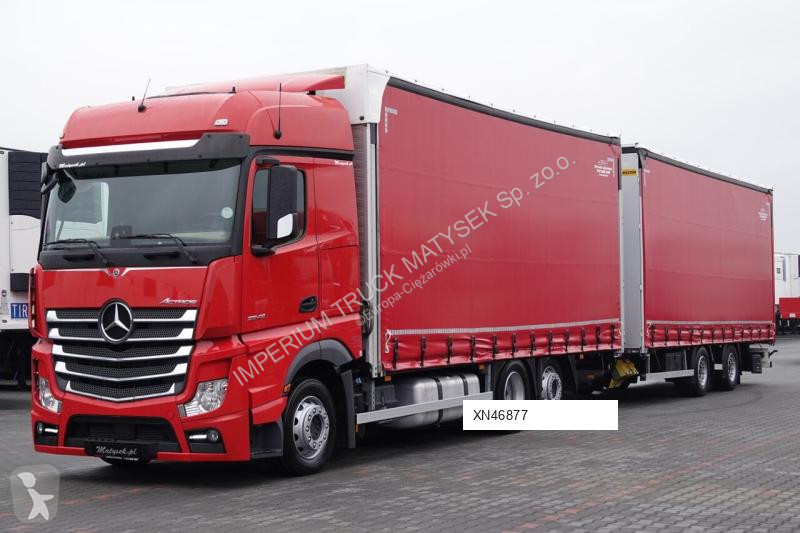 Kamion s návěsem  Camion rideaux coulissants +...