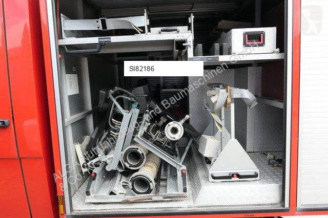 Camion Mercedes 814 F/Feuerwehr/Pumpe/9 Sitze