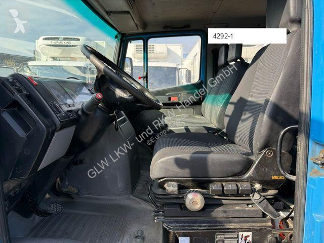 Camión Mercedes VARIO 816 D DOKA 7-Sitz Plane...