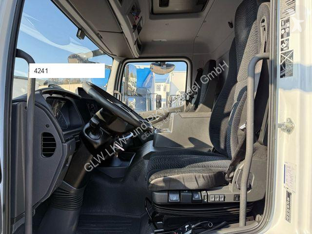 Camion Mercedes ATEGO L Koffer 6,1 m LBW BÄR...