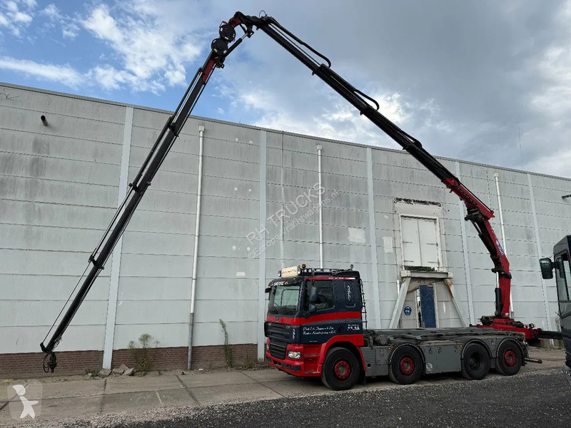 Kamion DAF 85460 8X2 + YEAR 2016 HMF CRANE...